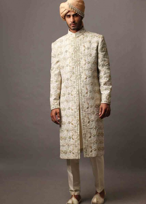 Groom-wedding-sherwani-designs-for-barat-24