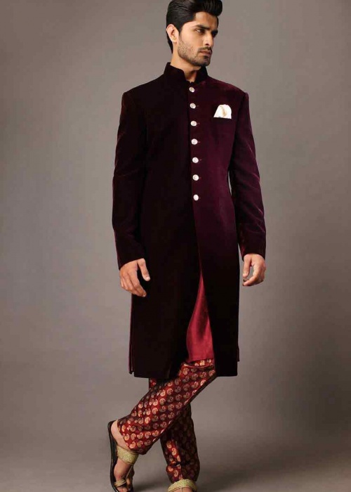 Groom-wedding-sherwani-designs-for-mehndi-15